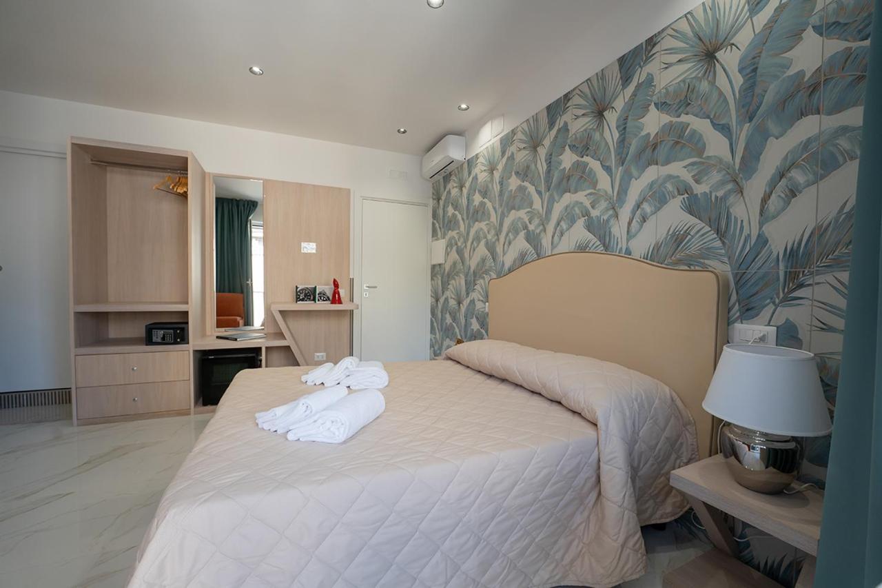 Greros H. Rooms Napoli Centro By Clapa Group Dislocated Hospitality Экстерьер фото