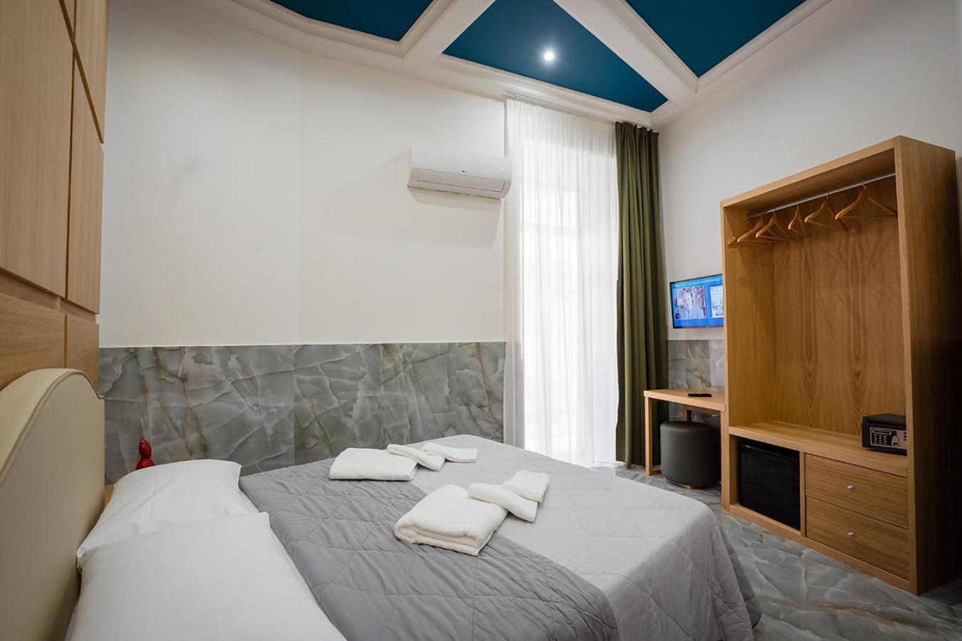 Greros H. Rooms Napoli Centro By Clapa Group Dislocated Hospitality Экстерьер фото